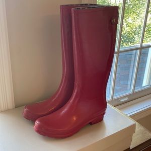 Banana Republic Red Women's Winter & Rain Boots